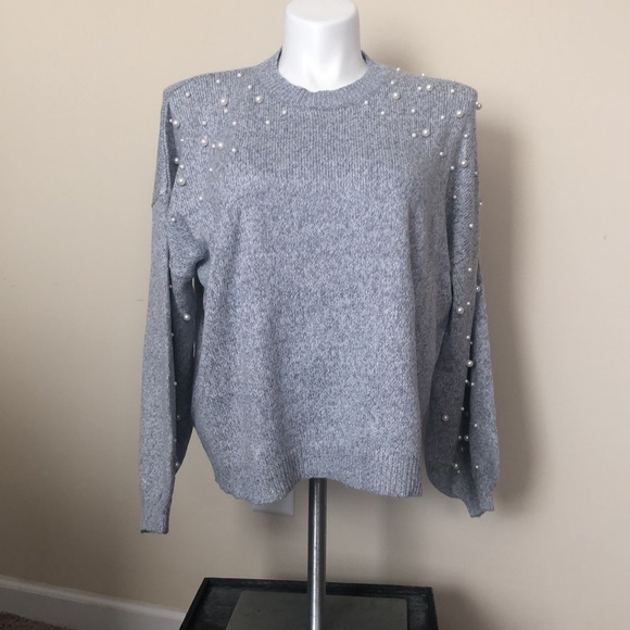 Beautiful sweater - Picture 4 of 5